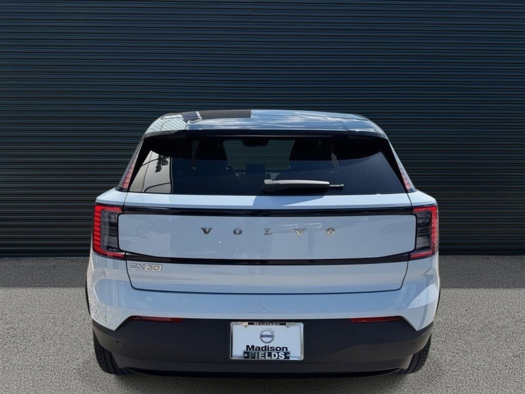 New 2025 Volvo EX30 Twin Motor Ultra SUV