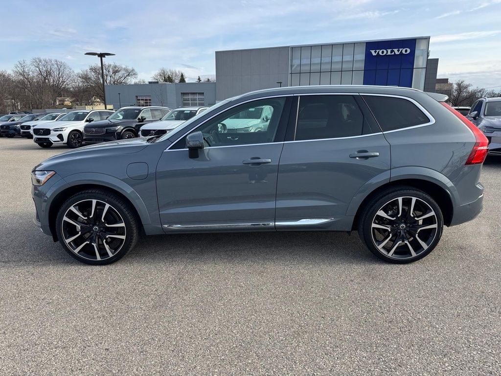 Certified 2023 Volvo XC60 Ultimate with VIN YV4H60DF7P1273065 for sale in Madison, WI