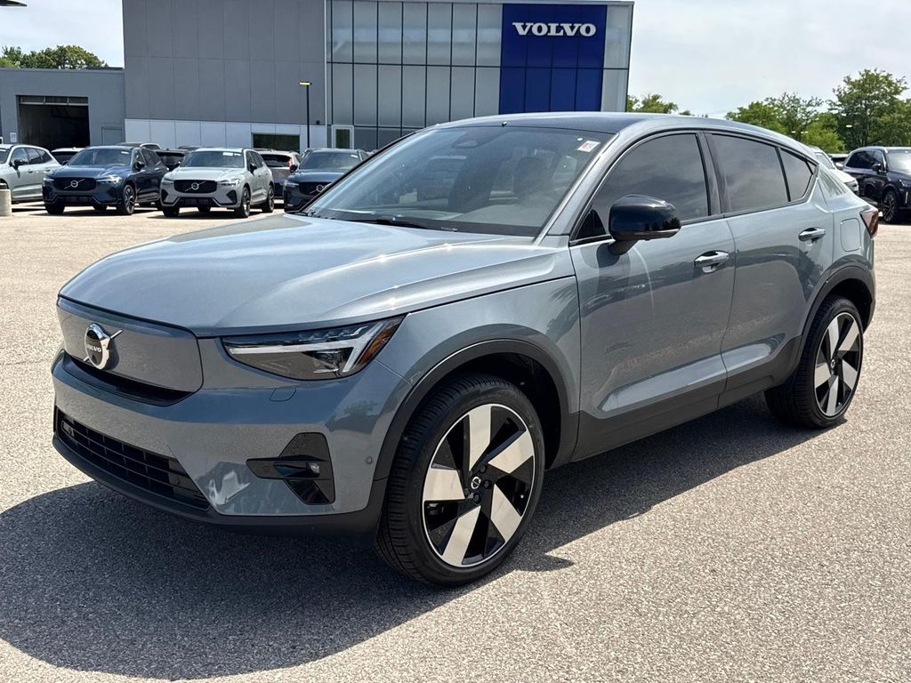 2023 Volvo C40 P8 Recharge Ultimate AWD's photo