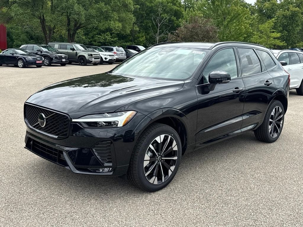 2026 Volvo XC60 B5 Plus Dark AWD's photo