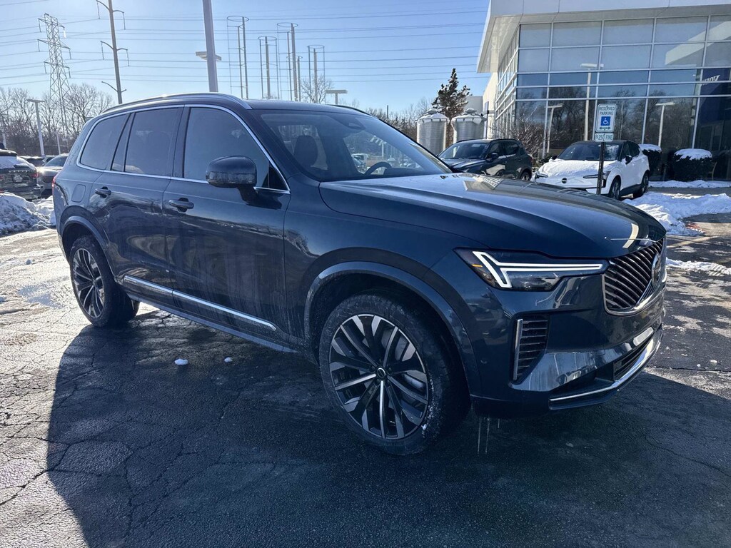 New 2026 Volvo XC90 plug-in hybrid T8 Plus 7-Seater SUV