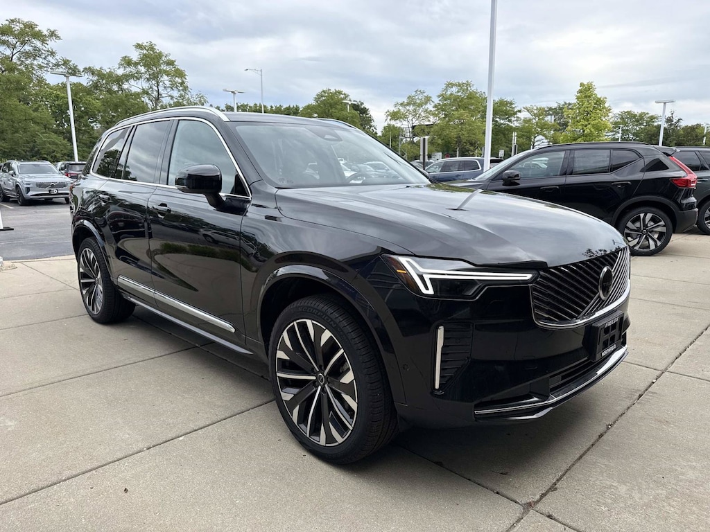 New 2026 Volvo XC90 B6 Plus 7-Seater SUV