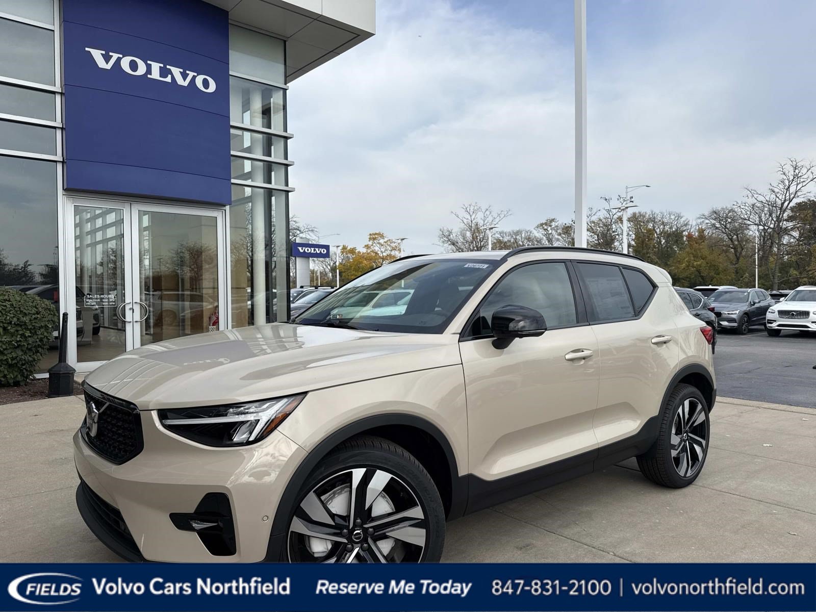 2026 Volvo XC40 SUV 