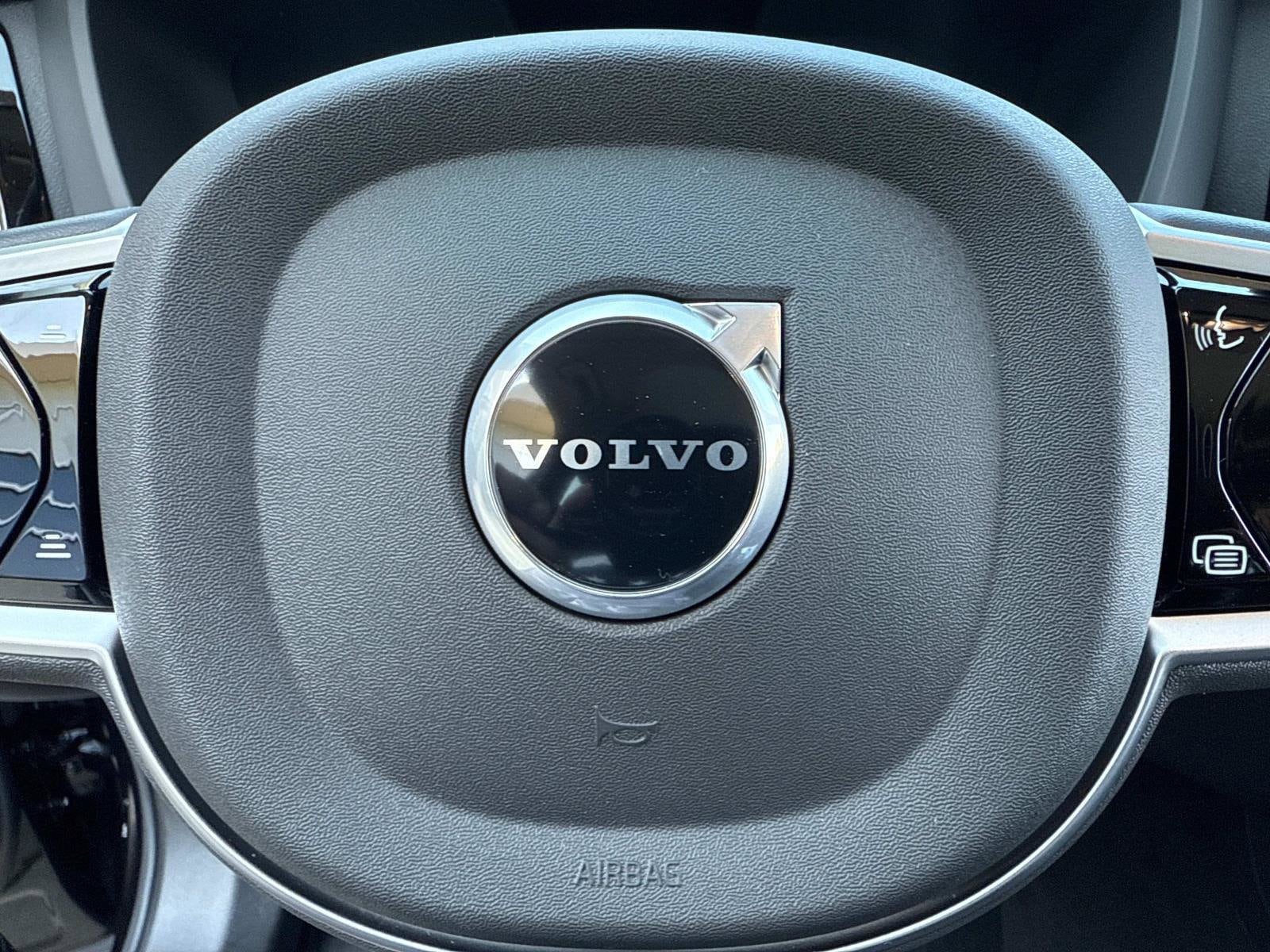 2026 Volvo XC60 Plus - Photo 34