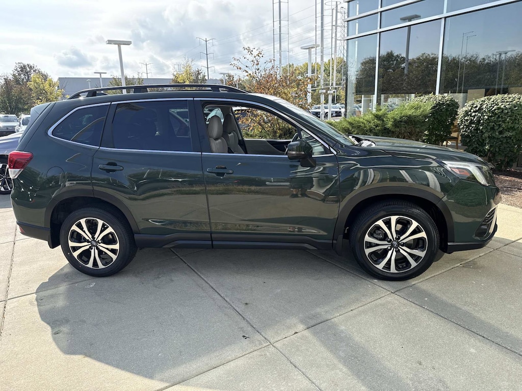 Used 2022 Subaru Forester Limited SUV