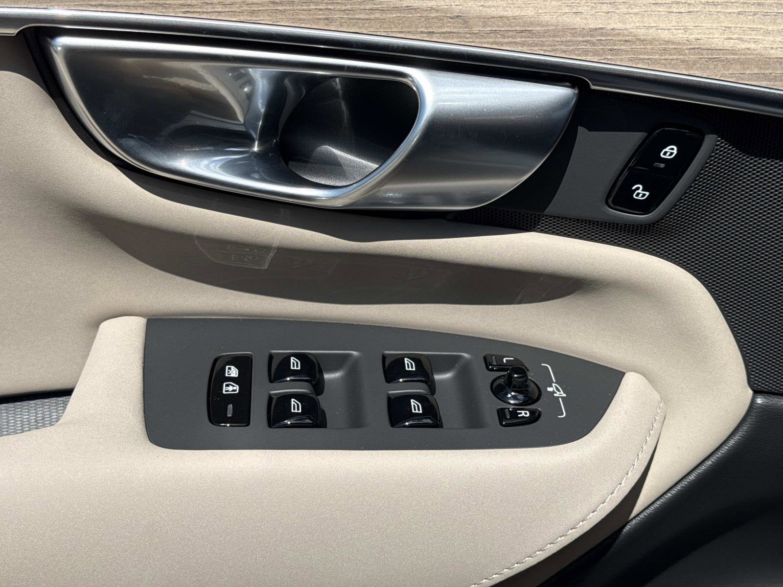 2026 Volvo XC90 Ultra - Photo 20