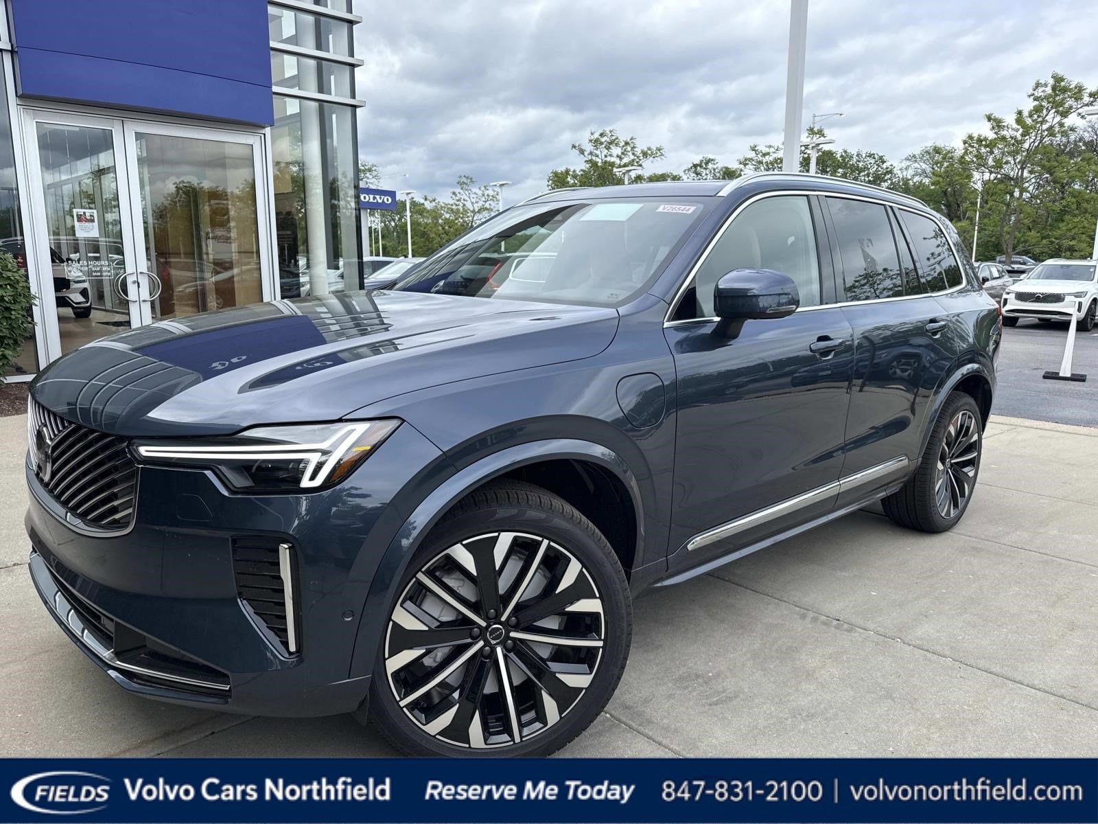2026 Volvo XC90 T8 Recharge Plus Bright 6-Seater 4WD's photo
