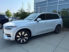 2024 Volvo XC90 plug-in hybrid Ultimate SUV