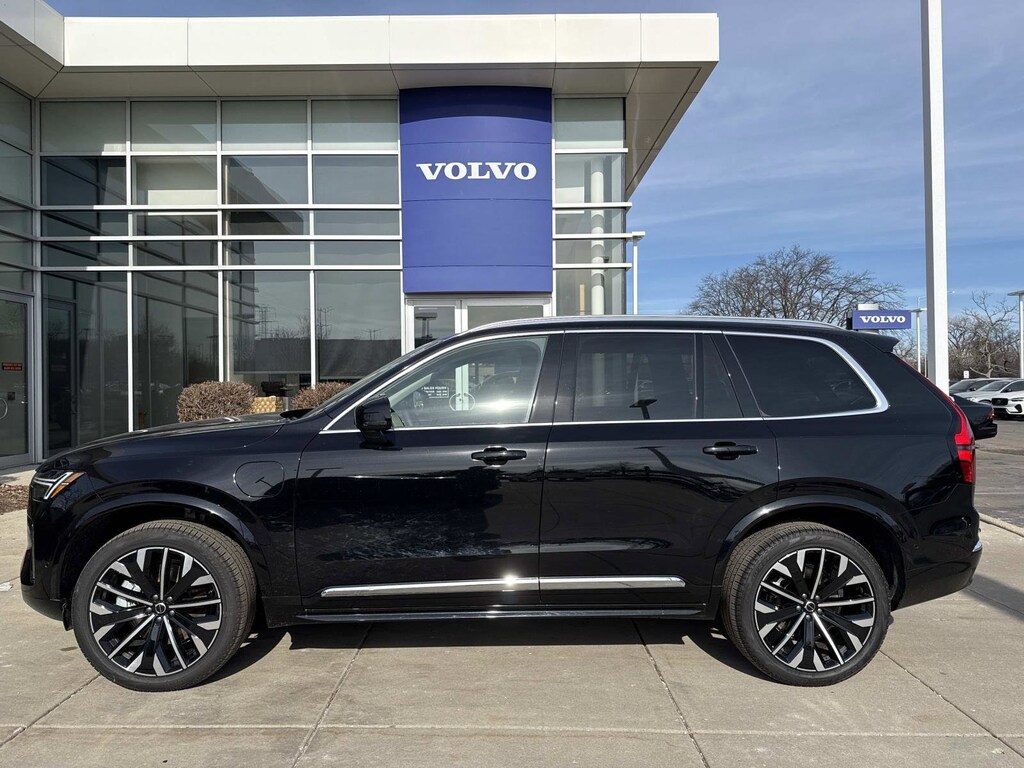 New 2026 Volvo XC90 plug-in hybrid T8 Ultra 7-Seater SUV