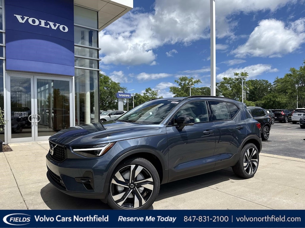 New 2026 Volvo XC40 B5 Ultra SUV