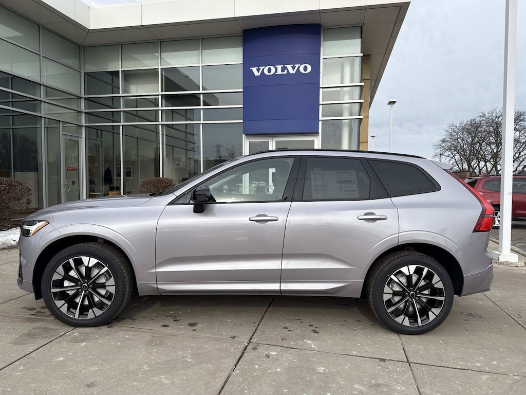 New 2026 Volvo XC60 B5 Plus SUV