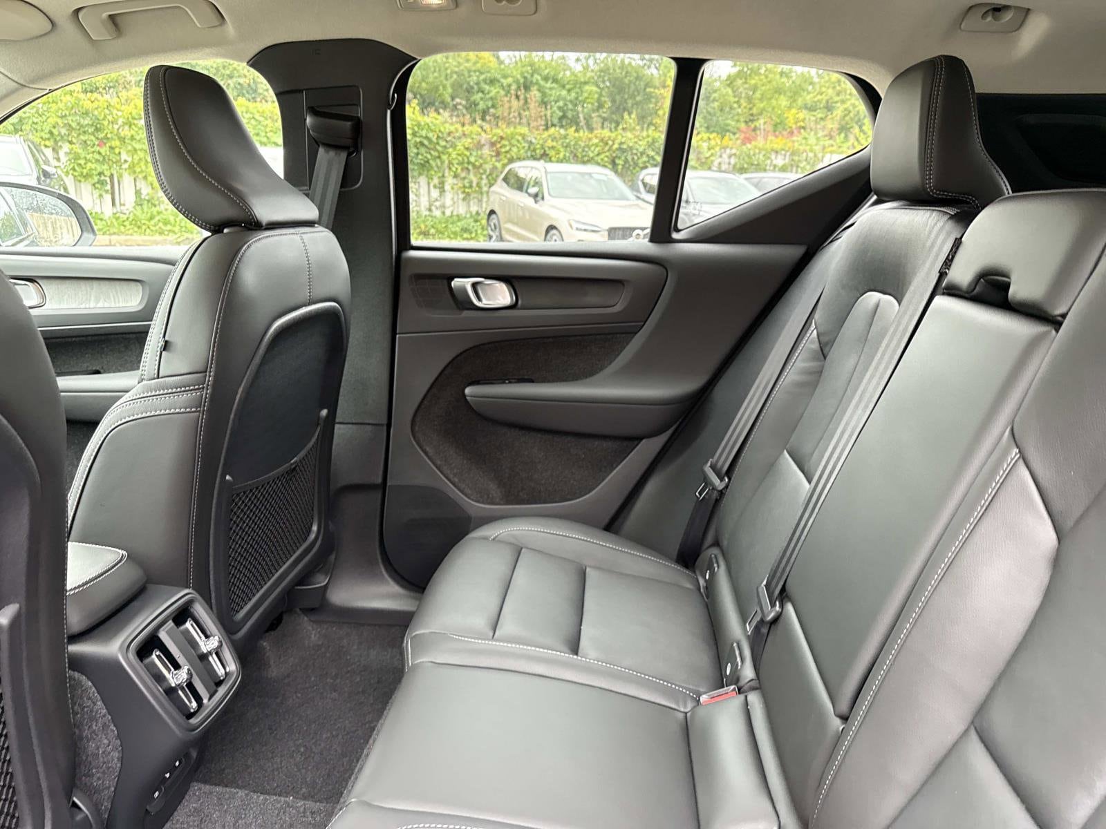 2026 Volvo XC40 Ultra - Photo 14
