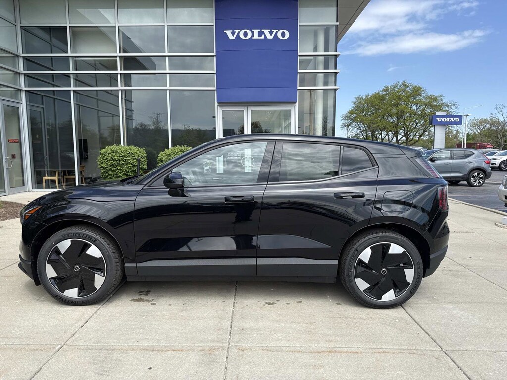 New 2026 Volvo EX30 Twin Motor Ultra SUV