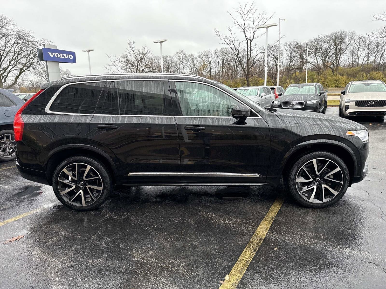 2024 Volvo XC90 Plus photo 4