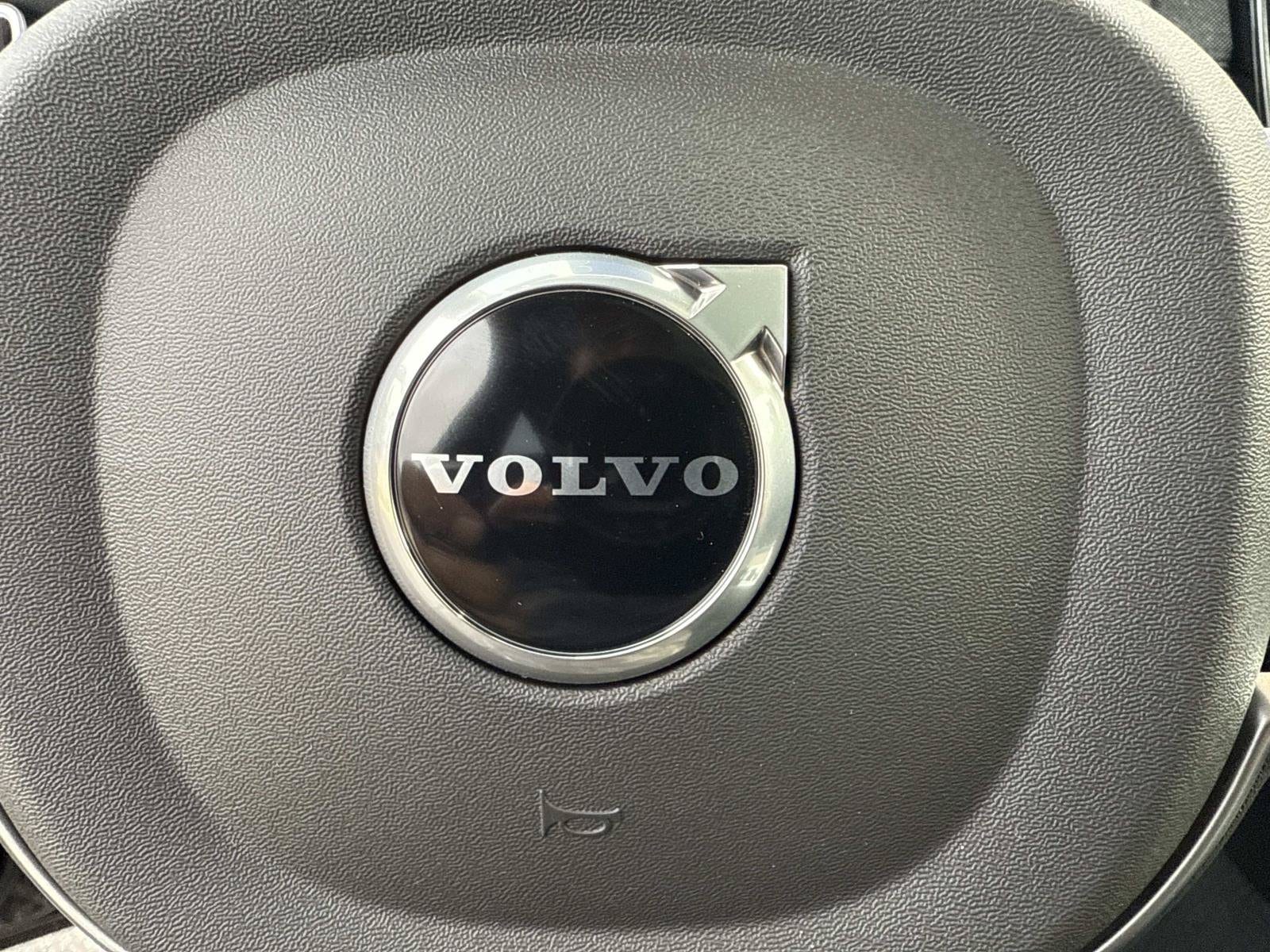 2026 Volvo XC90 Plus - Photo 33