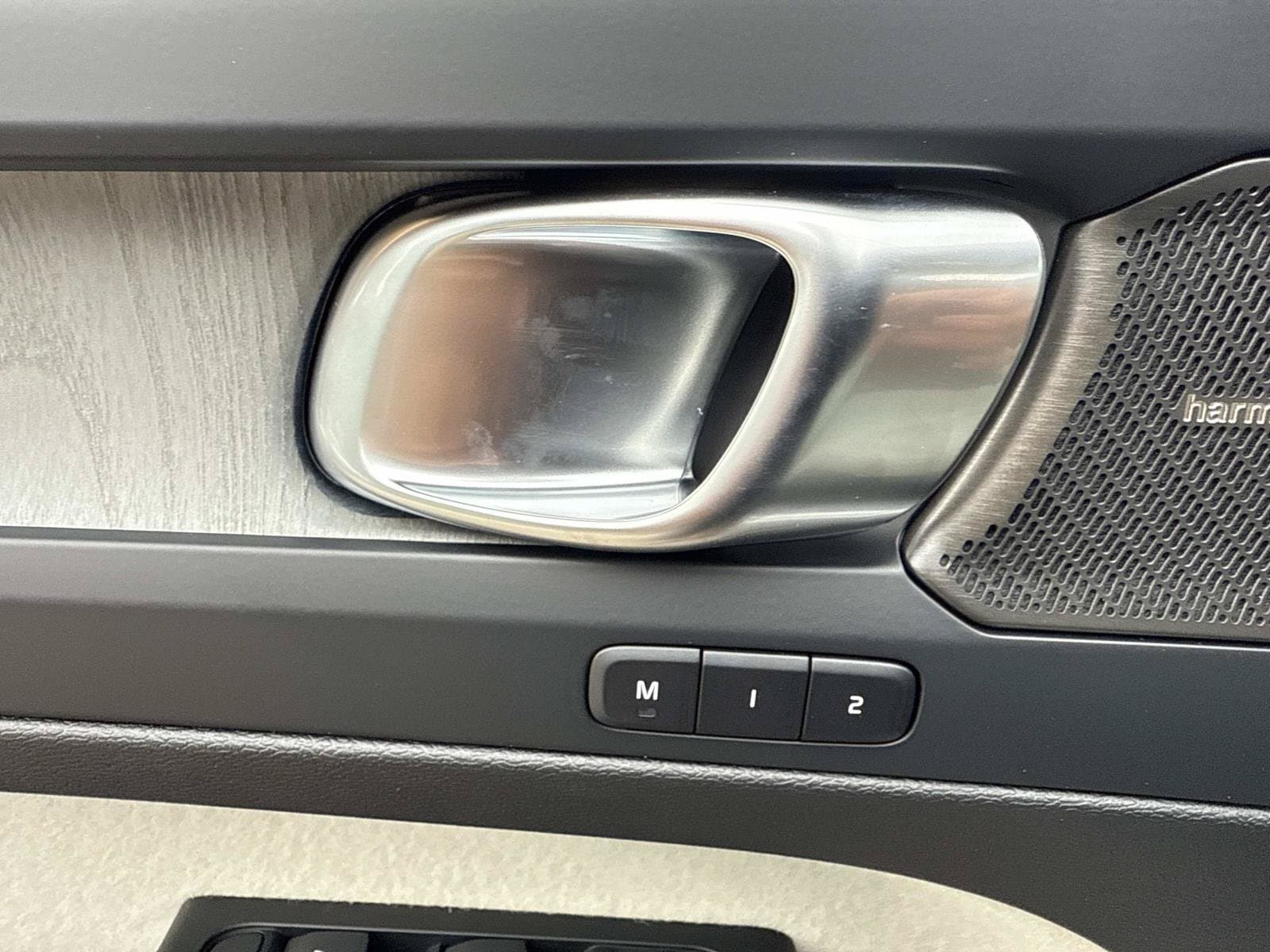 2026 Volvo XC40 Ultra - Photo 19
