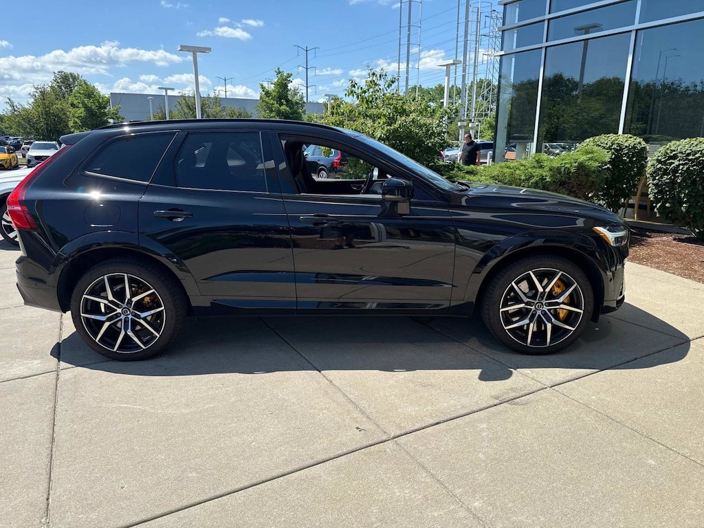 Certified 2025 Volvo XC60 plug-in hybrid T8 Polestar Engineered SUV