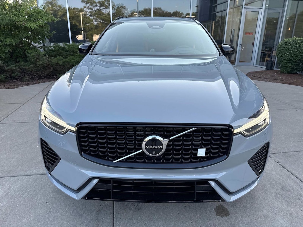 Certified 2025 Volvo XC60 plug-in hybrid T8 Polestar Engineered SUV