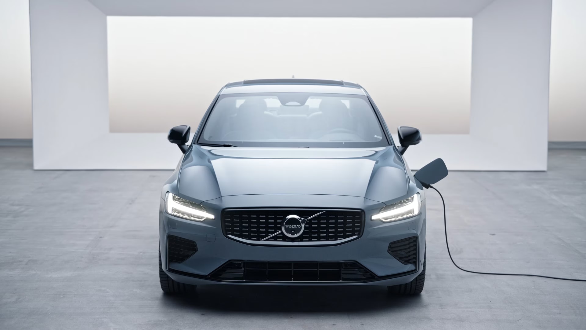 2024 Volvo S60 Recharge vs 2024 Volvo S90 Recharge