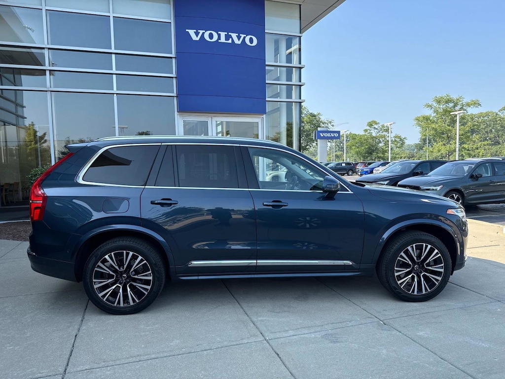 Certified 2023 Volvo XC90 Recharge Plug-In Hybrid T8 Plus Bright Theme 7 Passenger SUV