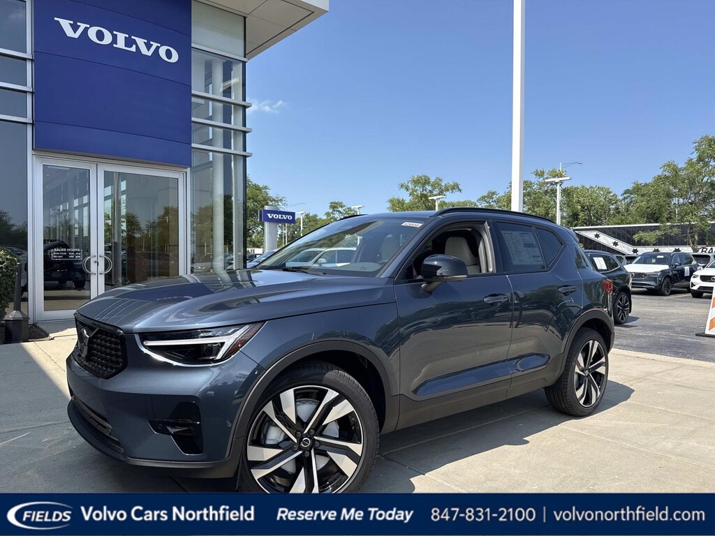 New 2026 Volvo XC40 B5 Ultra SUV