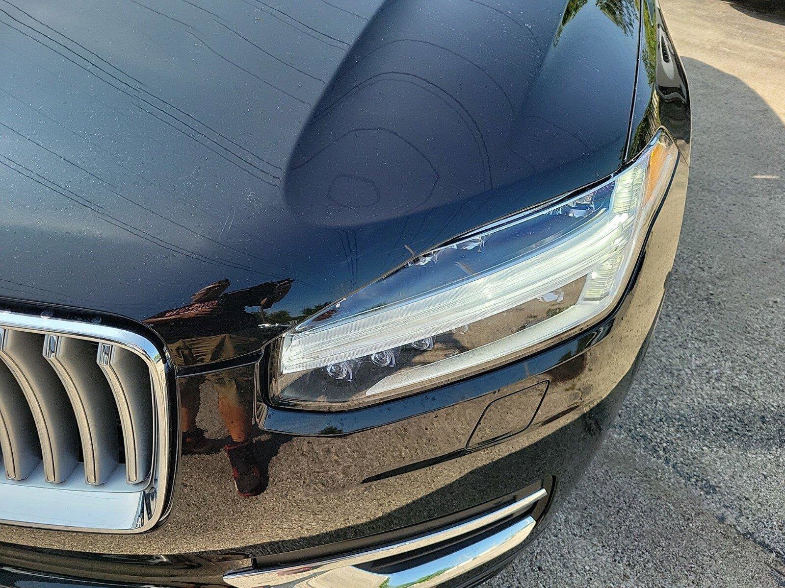 2025 Volvo XC90 Plus photo 3