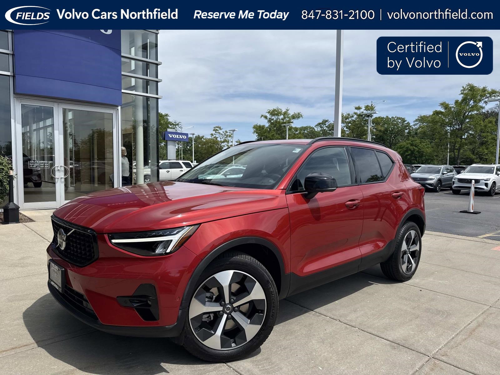 2023 Volvo XC40 B5 Plus Dark AWD's photo