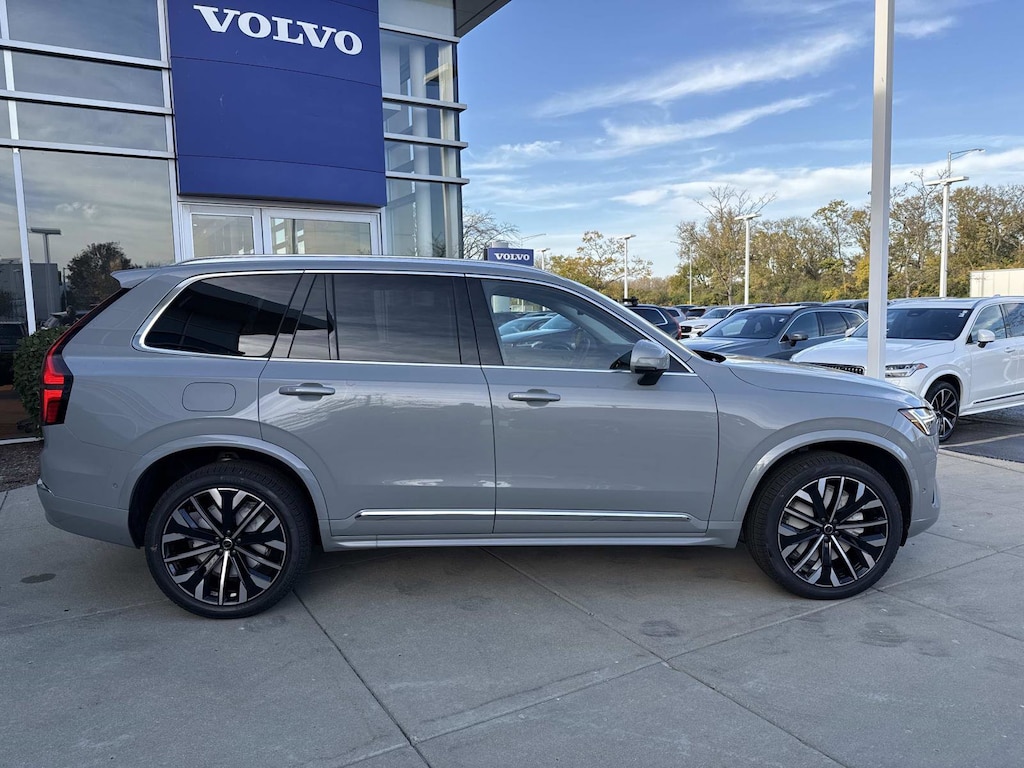 New 2026 Volvo XC90 B6 Ultra 7-Seater SUV