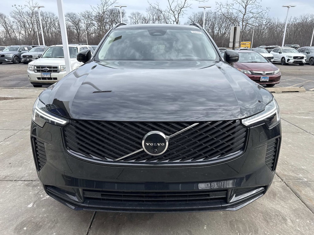 New 2026 Volvo XC90 B6 Ultra Dark Theme 6-Seater SUV