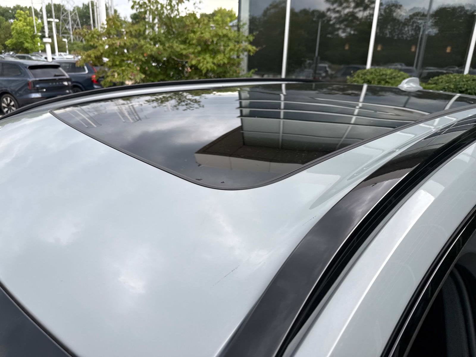 2026 Volvo XC60 Plus - Photo 11