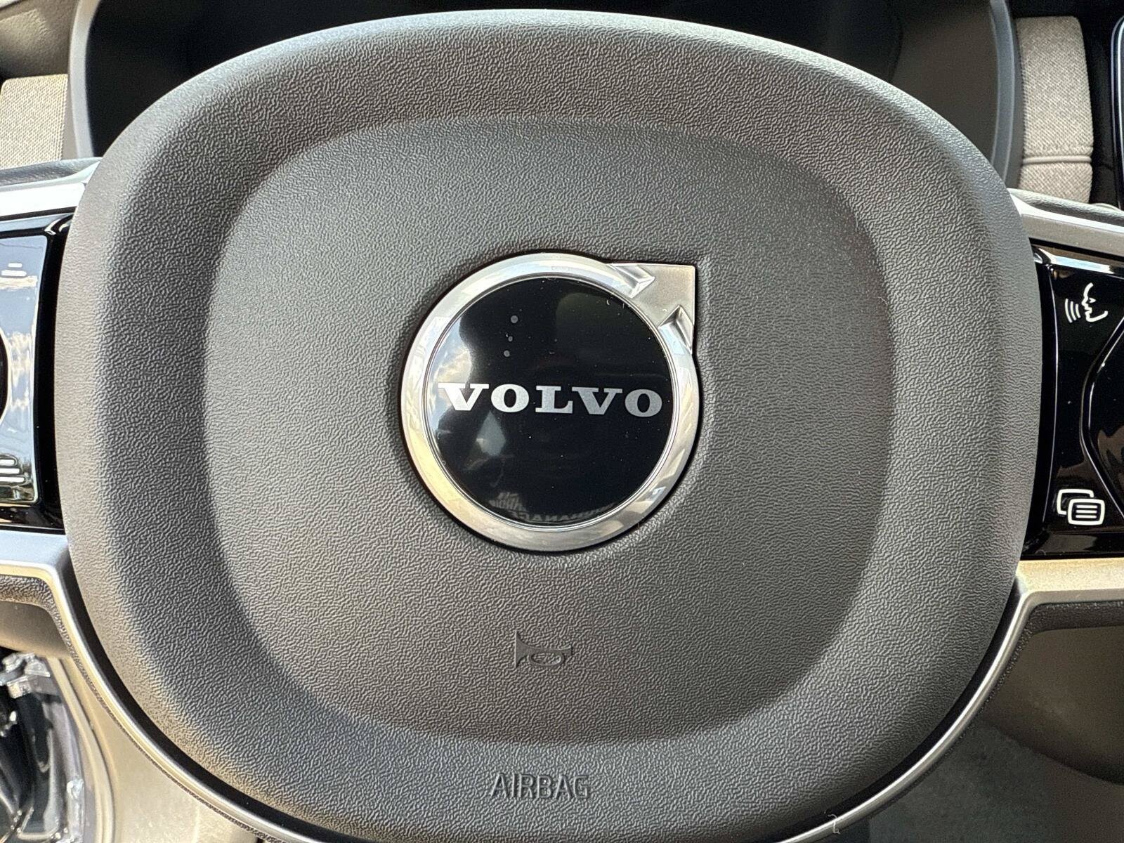 2026 Volvo XC90 Plus - Photo 36