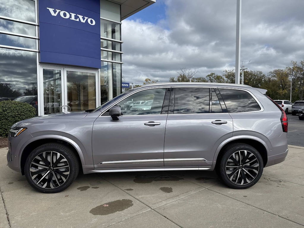New 2026 Volvo XC90 B6 Plus 7-Seater SUV