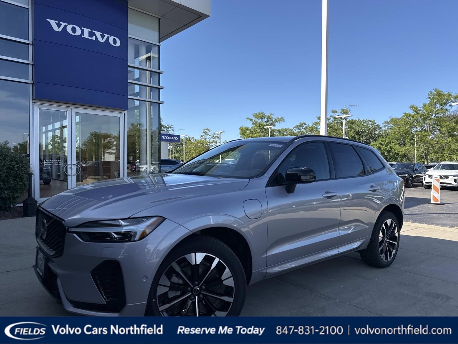 2026 Volvo XC60 T8 Plus Dark AWD's photo