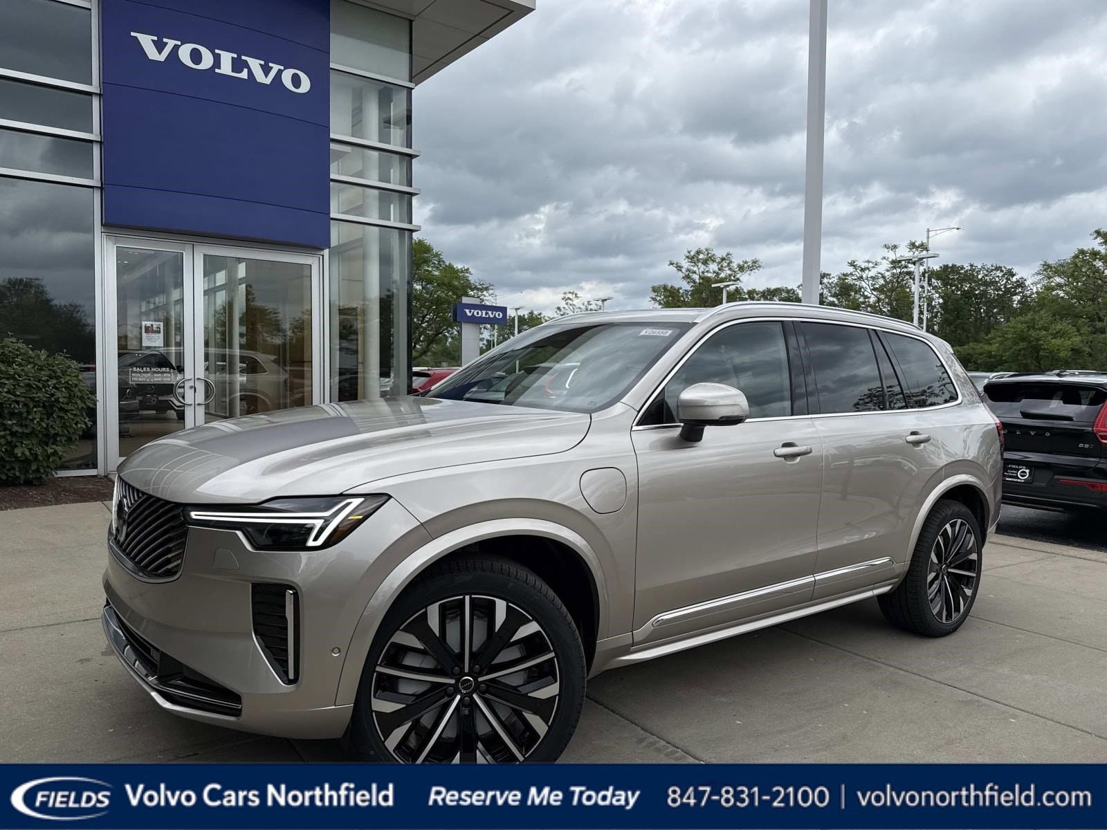 2026 Volvo XC90 T8 Recharge Plus Bright 7-Seat 4WD's photo