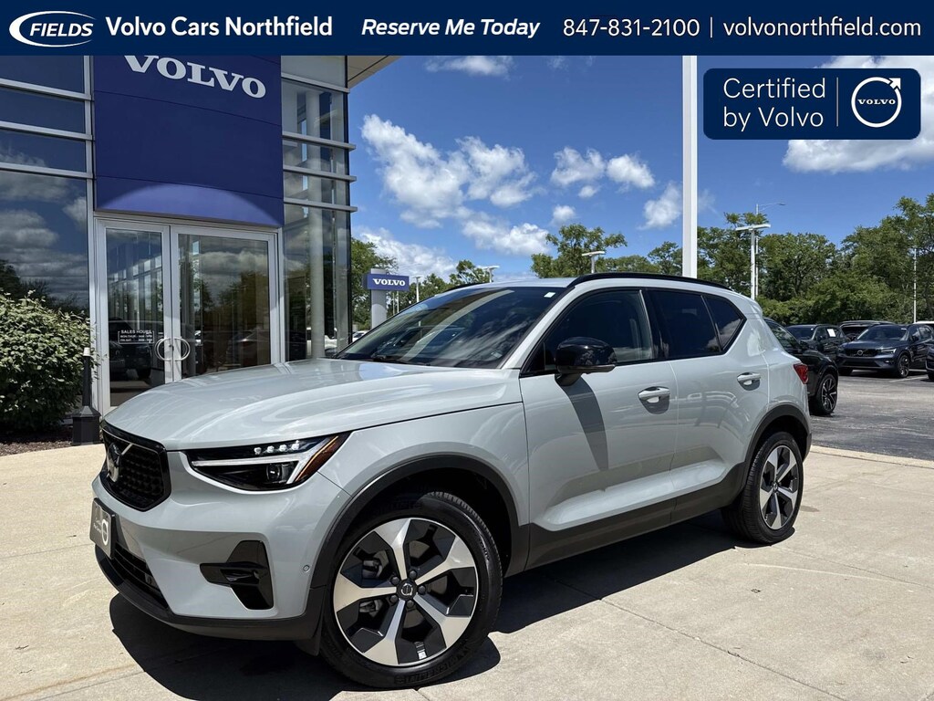 Used 2024 Volvo XC40 B5 Plus Dark Theme SUV