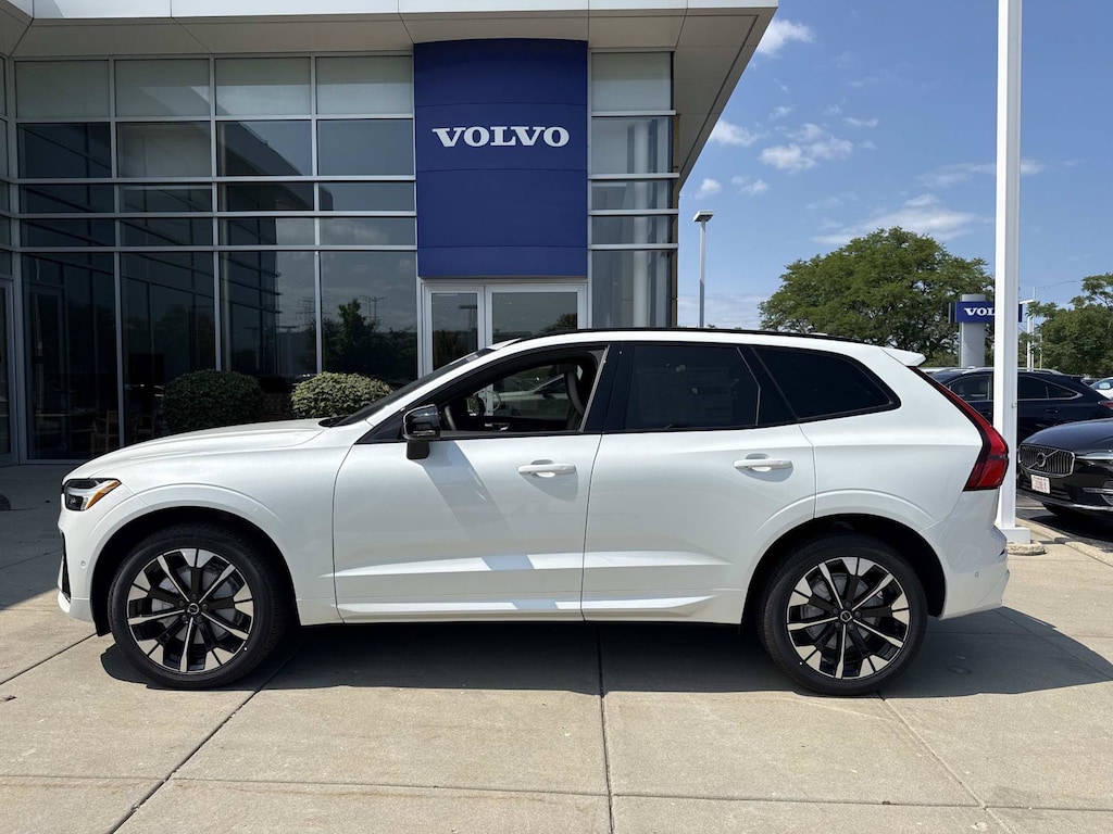 New 2026 Volvo XC60 B5 Plus SUV