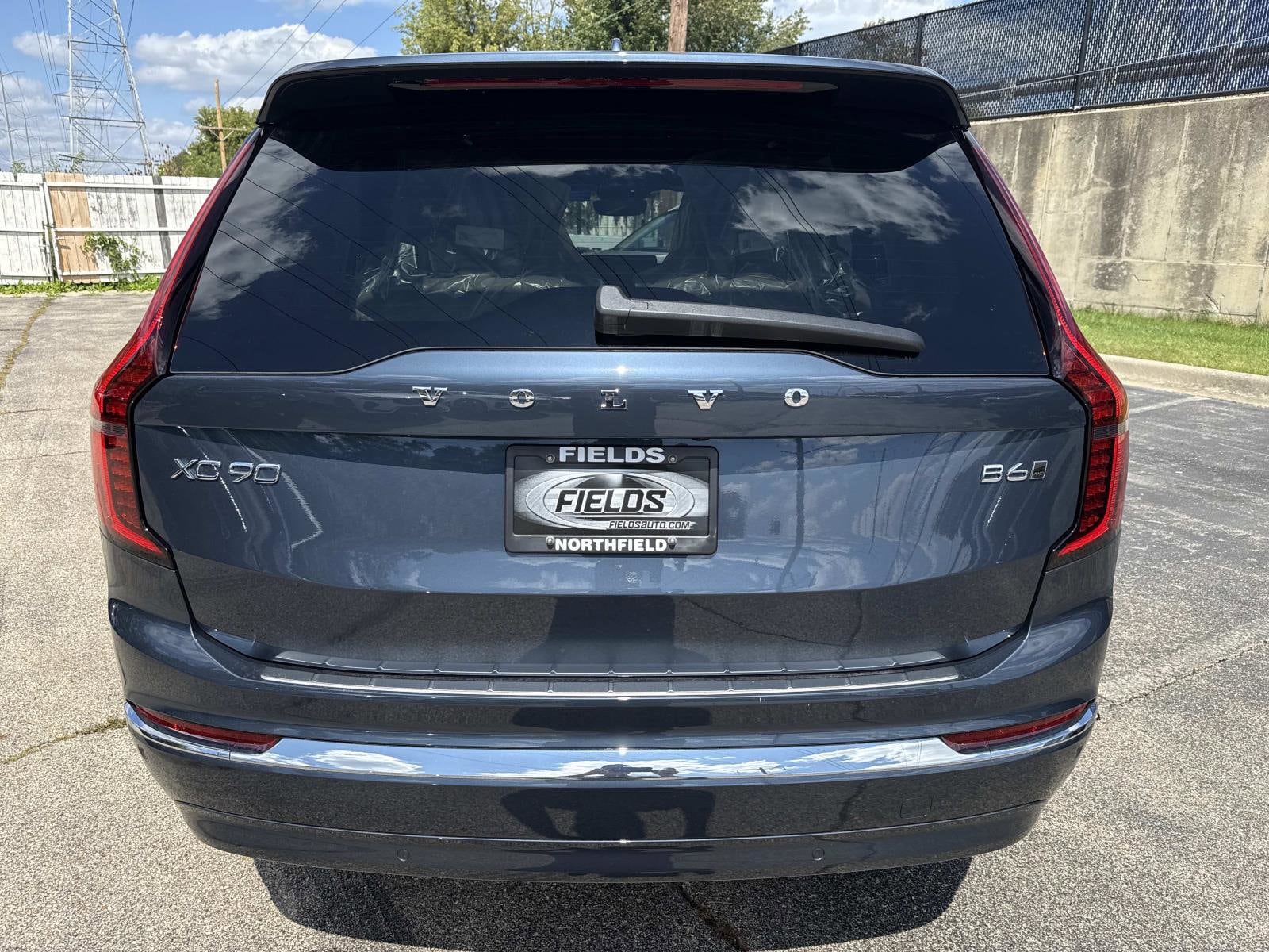 2026 Volvo XC90 Plus - Photo 6