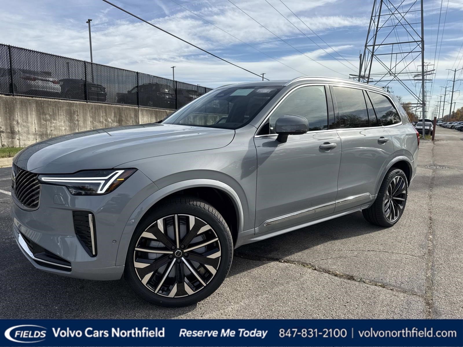 2026 Volvo XC90 Plus's photo