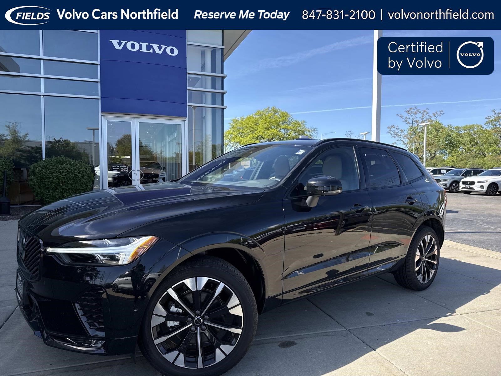 2026 Volvo XC60 B5 Plus Dark AWD's photo