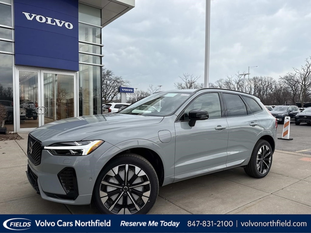 New 2026 Volvo XC60 plug-in hybrid T8 Plus SUV