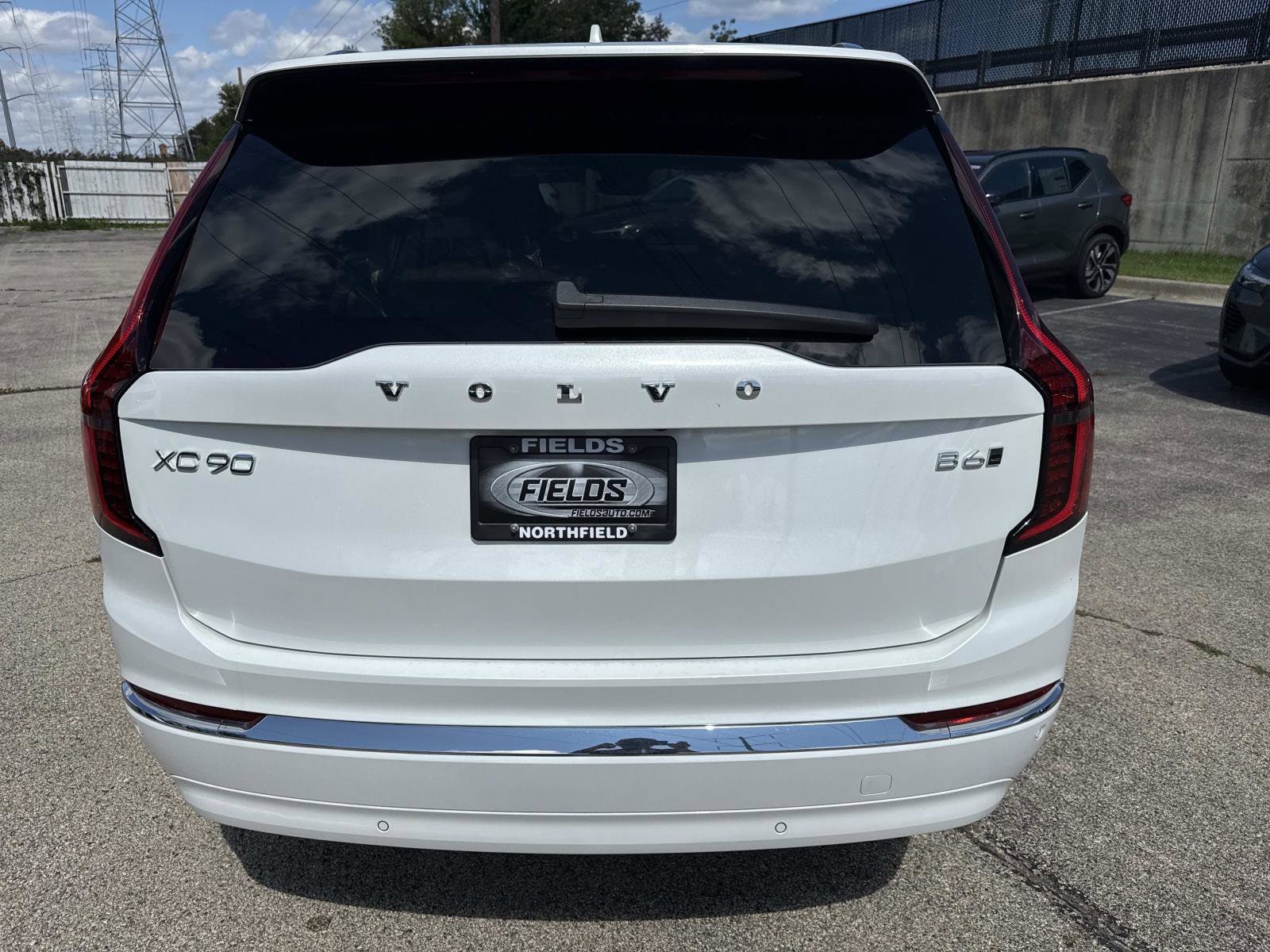 2026 Volvo XC90 Ultra - Photo 6