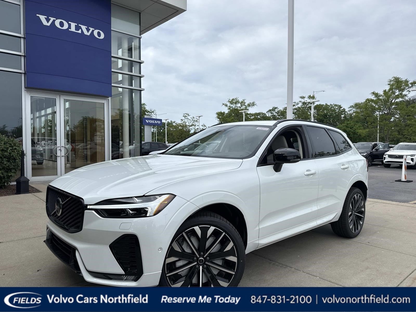 2026 Volvo XC60 B5 Ultra Dark AWD's photo