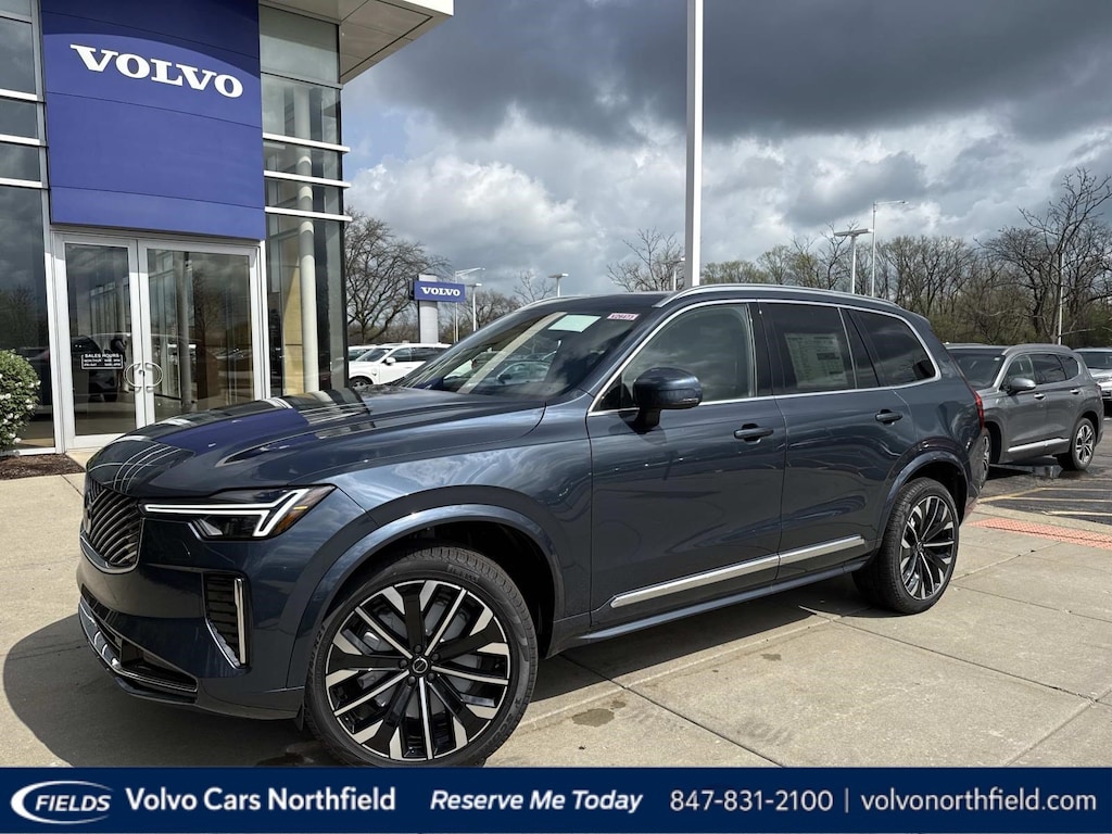 New 2026 Volvo XC90 B5 Core SUV