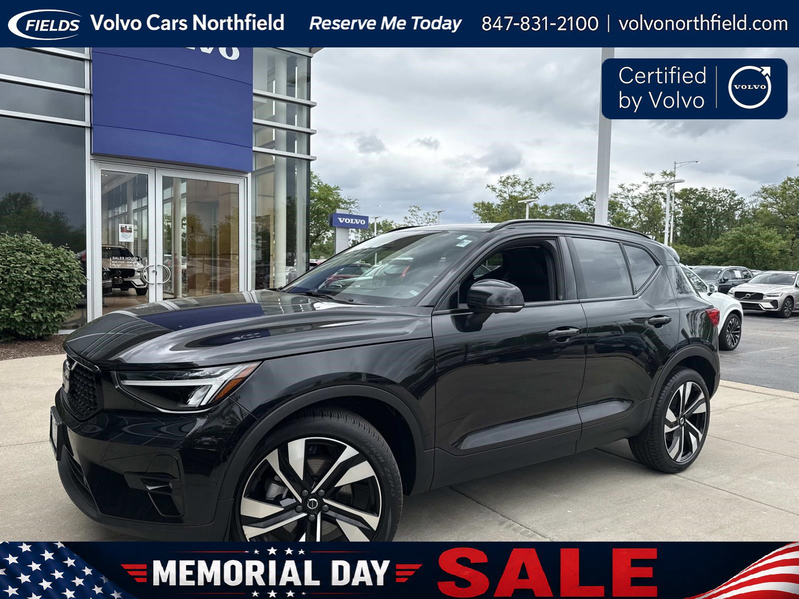 2025 Volvo XC40 B5 Plus Dark AWD's photo
