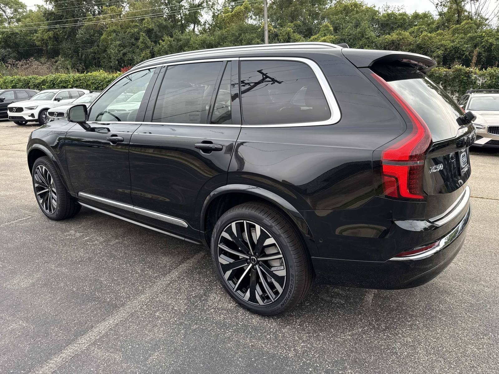 2026 Volvo XC90 Plus - Photo 7