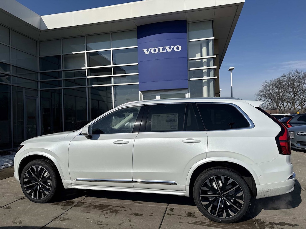 New 2026 Volvo XC90 B6 Plus 7-Seater SUV