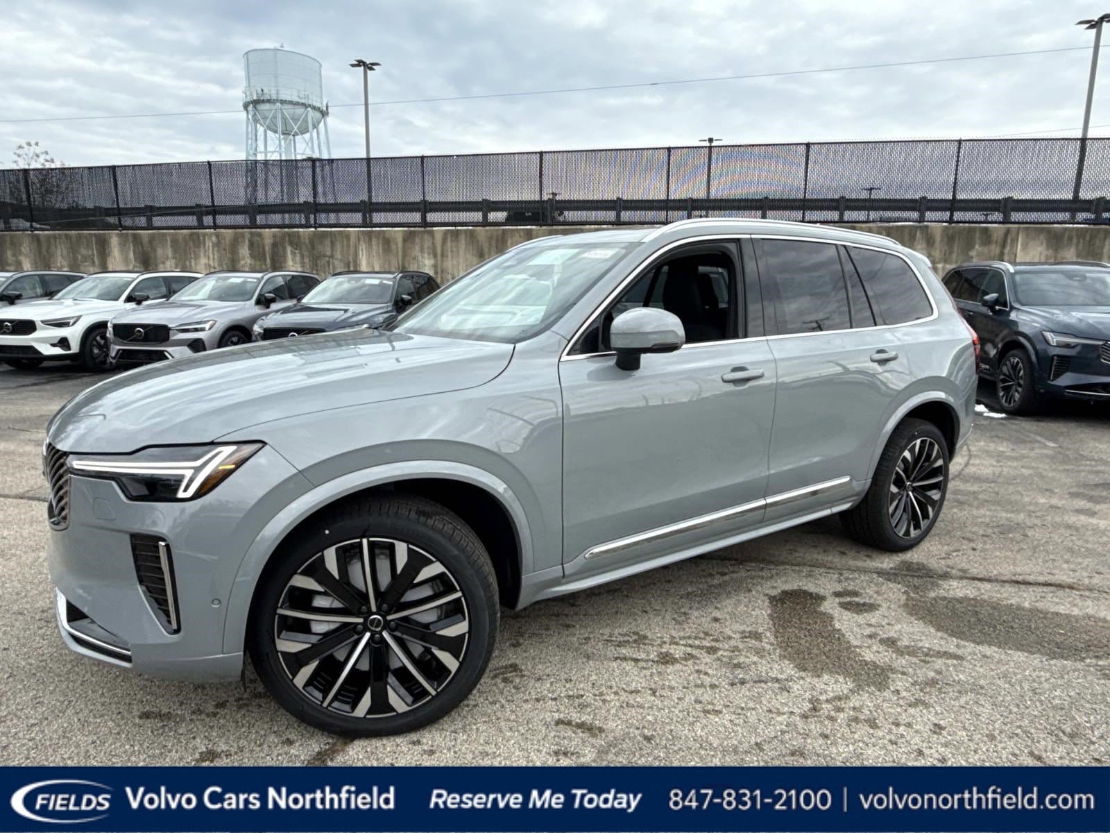 2026 Volvo XC90 Plus's photo