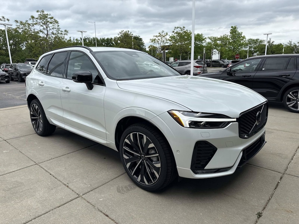 New 2026 Volvo XC60 B5 Ultra SUV