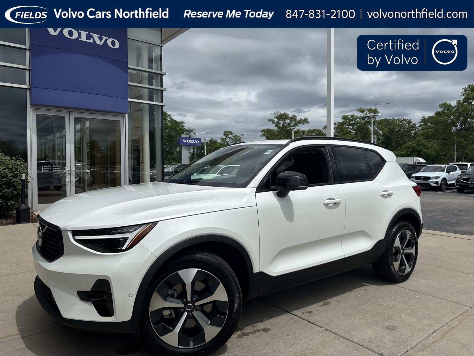 2026 Volvo XC40 SUV 