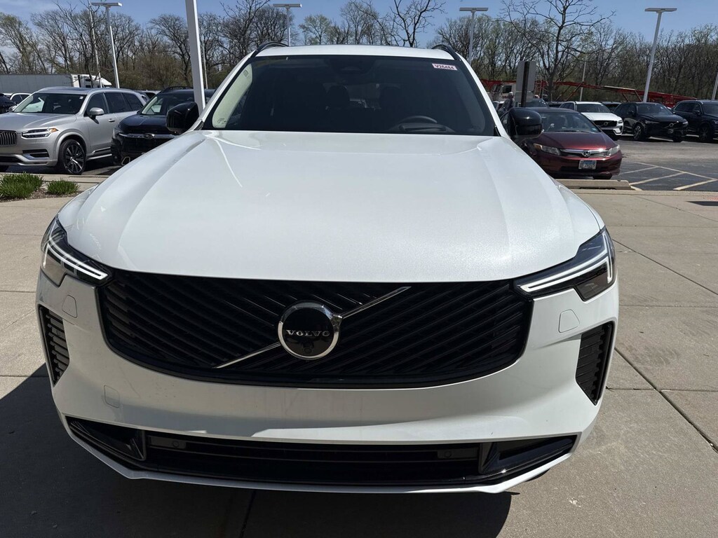 New 2026 Volvo XC90 plug-in hybrid T8 Ultra Dark Theme 7-Seater SUV